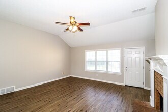 9292 Tamhaven Dr in Cordova, TN - Building Photo - Building Photo