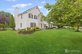 7 Joda Ct in Monmouth Junction, NJ - Building Photo - Building Photo