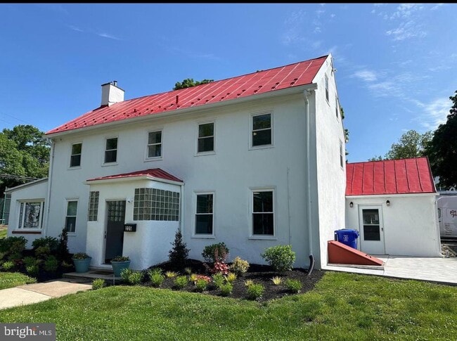 225 Old Soldiers Rd in Cheltenham, PA - Building Photo - Building Photo