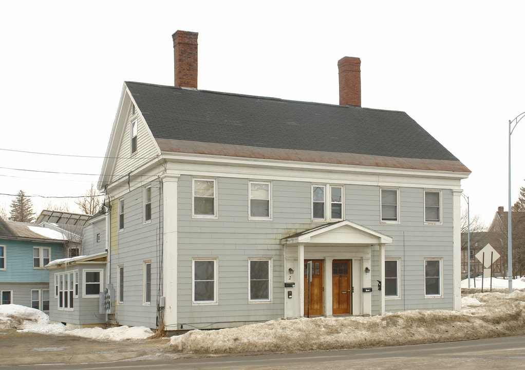 2 Swan St in Augusta, ME - Building Photo