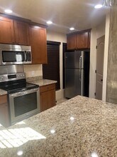 5816 S 1325 E, Unit 1 in Ogden, UT - Foto de edificio - Building Photo