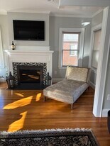 569 Commonwealth Ave, Unit 2 in Newton, MA - Building Photo