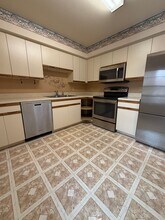 154 Valley Greene Cir in Wyomissing, PA - Foto de edificio - Building Photo