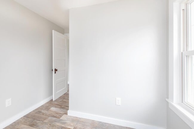 140 Ashworth Ave in Hampton, NH - Building Photo - Building Photo