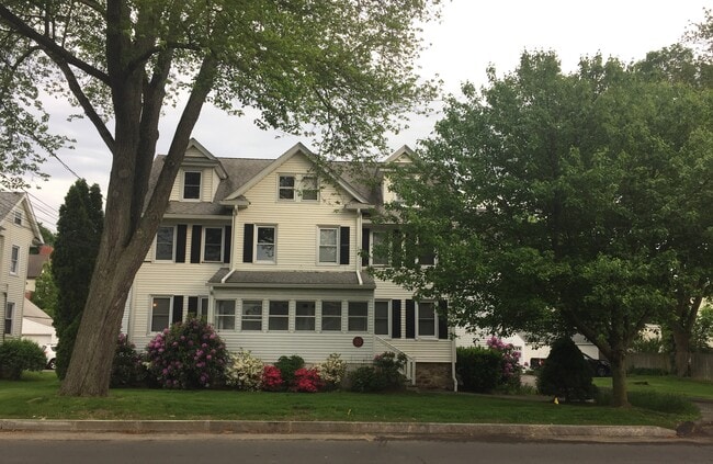 property at 33 Valley Rd