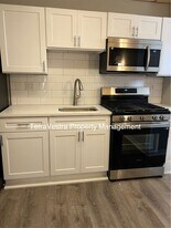 215 Maple Ave in Westville, NJ - Building Photo