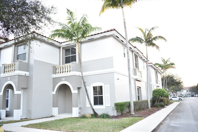 property at 4900 SW 140th Terrace