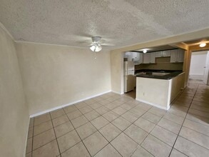 4019 E Michigan St in Orlando, FL - Building Photo - Building Photo