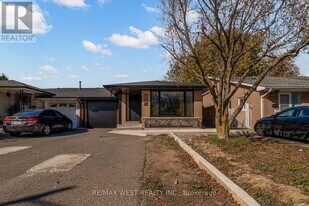 152 Clarence St in Brampton, ON - Building Photo