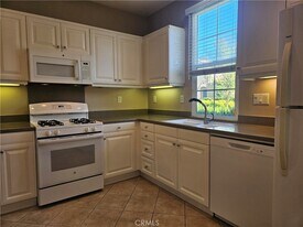 7 Sonata St in Irvine, CA - Building Photo