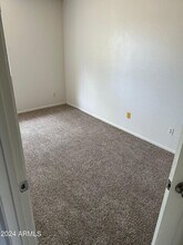 2801 E Kathleen Rd in Phoenix, AZ - Building Photo - Building Photo