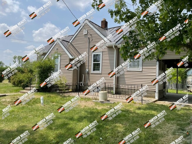 property at 616 Huntsville Rd
