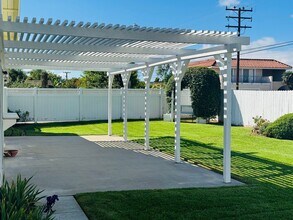 1503 Dara St in Camarillo, CA - Building Photo - Building Photo