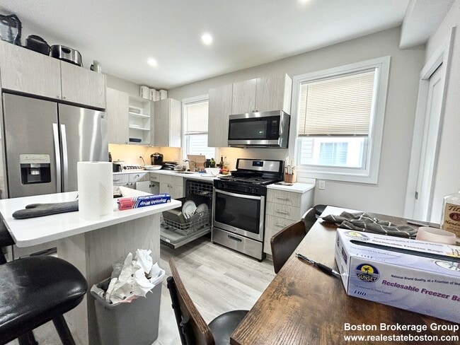 23 Mount Vernon St, Unit 3