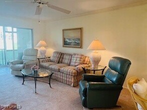 41 High Point Cir S in Naples, FL - Building Photo - Building Photo