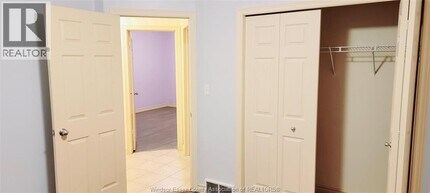 4628 Fontana Ave in Windsor, ON - Building Photo - Building Photo
