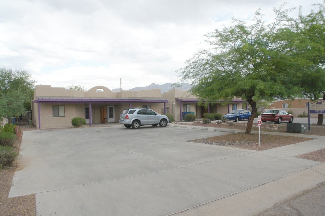 1051 E Easy St in Tucson, AZ - Building Photo