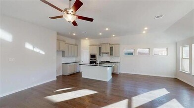 1716 Yellowthroat Dr in Little Elm, TX - Building Photo - Building Photo
