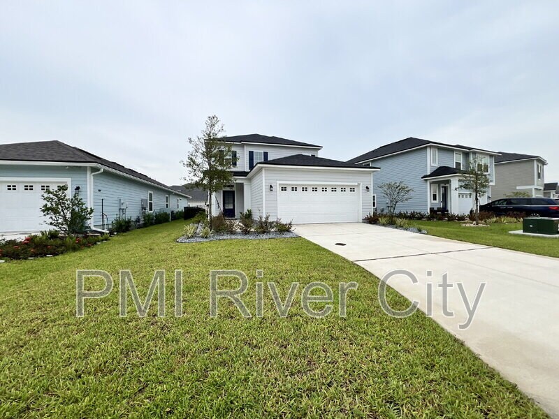 125 Farmfield Dr in St. Augustine, FL - Building Photo