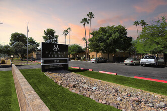 Summit Ridge in Tucson, AZ - Foto de edificio - Building Photo