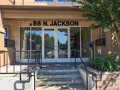 88 N Jackson Ave, Unit 207 in San Jose, CA - Foto de edificio