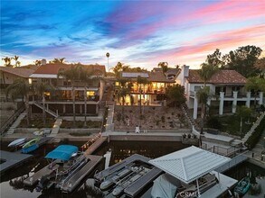 30042 Point Marina Dr in Canyon Lake, CA - Building Photo - Building Photo