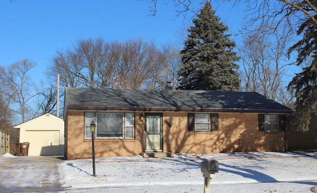 property at 3908 Pleasant Valley Blvd