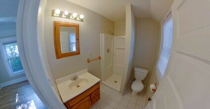 1318 Houston St in Manhattan, KS - Building Photo - Building Photo