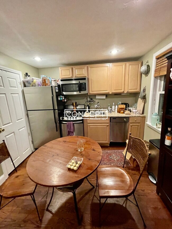 property at 735 Somerville Ave