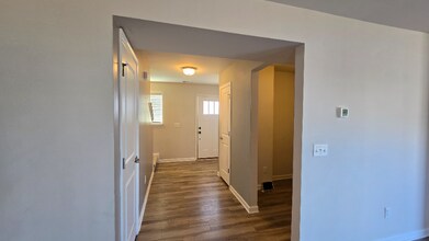 2539 Grove Park Way in Columbia, TN - Building Photo - Building Photo