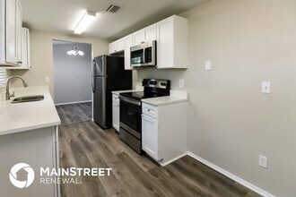 9201 Balfern Ct in Tampa, FL - Foto de edificio - Building Photo