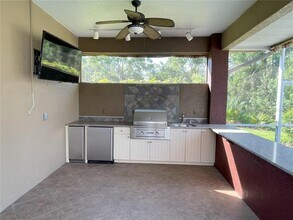 9604 53rd Terrace E in Bradenton, FL - Building Photo - Building Photo
