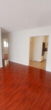 4106 Rosewood Ave in Los Angeles, CA - Building Photo - Building Photo