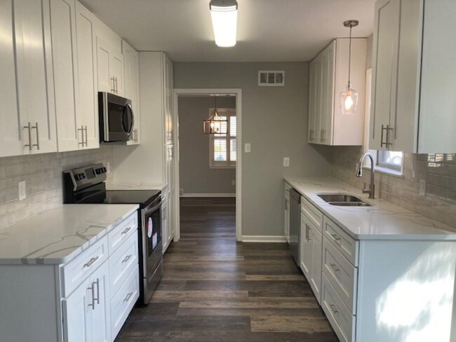 5683 Redding Ave in Memphis, TN - Building Photo - Building Photo