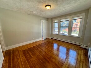 109 Ruggles St, Unit 1 in Providence, RI - Building Photo - Building Photo