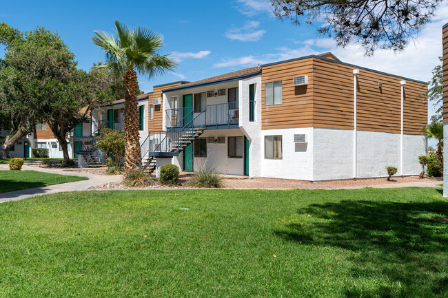 Raintree Village in El Paso, TX - Building Photo - Building Photo