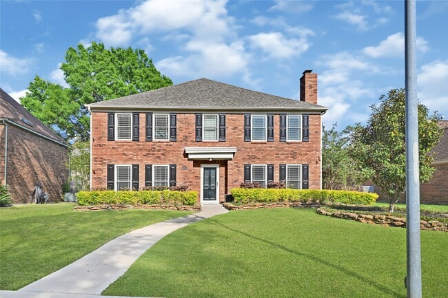 property at 19810 Bambiwoods Ct