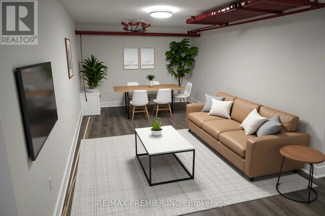 79 Wellington St E in Barrie, ON - Building Photo - Building Photo