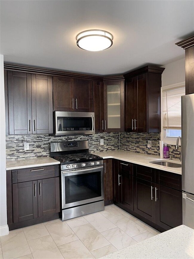 property at 1002 New York Ave