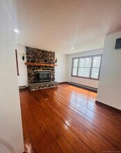 77 Laurel Rd in Harwinton, CT - Building Photo - Building Photo
