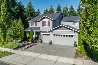 14001 Parkview Dr E in Bonney Lake, WA - Building Photo - Building Photo