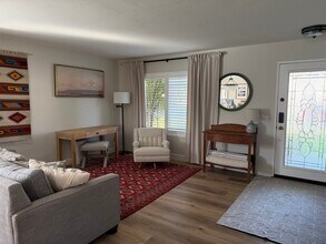 552 Spindlewood Ct in Oceanside, CA - Foto de edificio - Building Photo