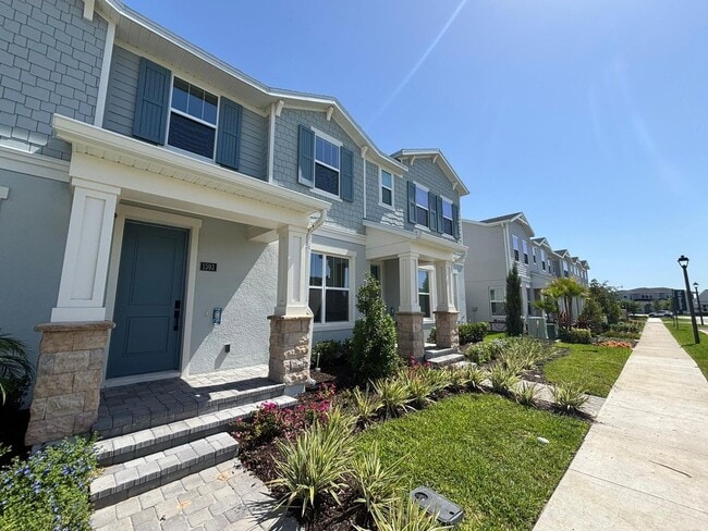 property at 1593 Pinecliff Dr