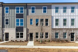 3331 Owl Crk Pkwy in Acworth, GA - Building Photo