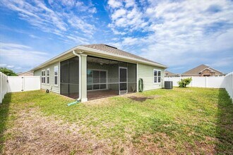 1384 Kendall Dr in Jacksonville, FL - Building Photo - Building Photo
