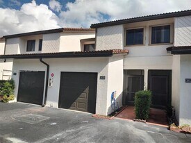 3629 Coral Springs Dr in Coral Springs, FL - Building Photo