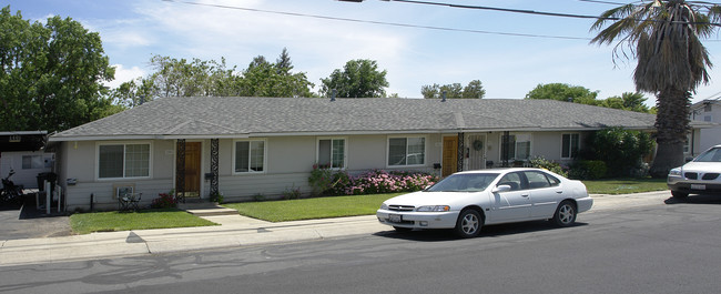 1440 Carleton Dr in Concord, CA - Building Photo - Building Photo