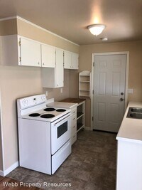 2430 SW Nye Ave photo'