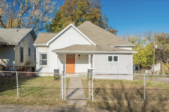 property at 1235 Iredell Ave