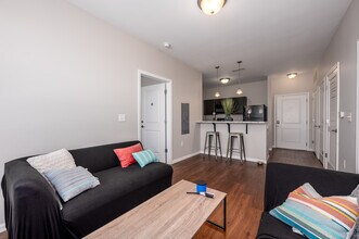 The Annex of Terre Haute in Terre Haute, IN - Foto de edificio - Interior Photo